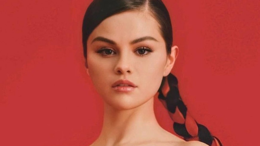 Selena Gomez dévoile son EP en espagnol intitulé