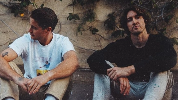 Kygo collabore avec le chanteur australien Dean Lewis pour son nouveau titre (vidéo)