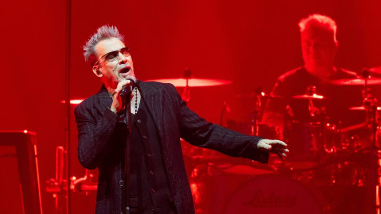 Florent Pagny de retour sur scène après son extinction de voix : un retour chargé d’émotion à Nantes