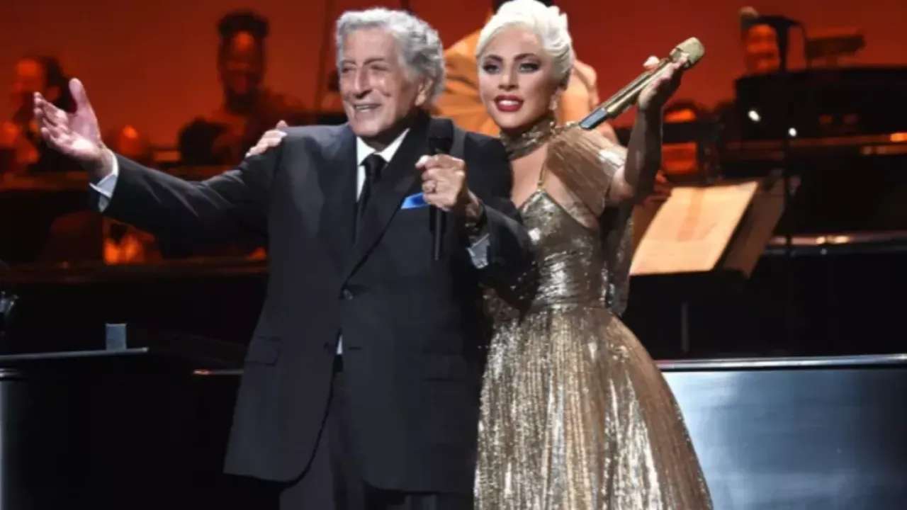 Lady Gaga rend hommage à son défunt ami et chanteur Tony Bennett
