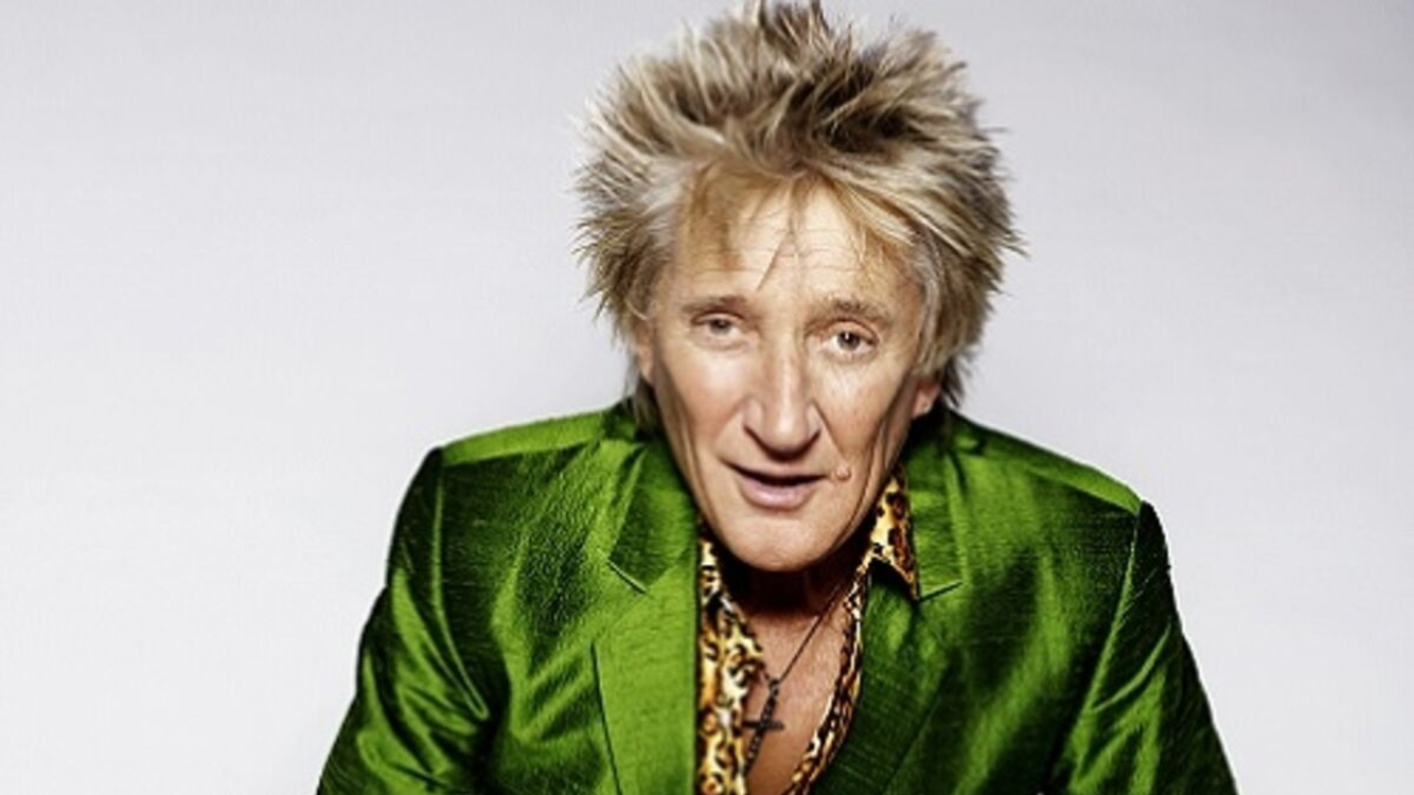 Rod Stewart contraint de lever le pied après une opération cardiaque