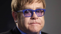 Elton John triste depuis l'arrêt de sa tournée d'adieux : il essaye de 