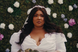 Lizzo est une mariée en fuite dans le clip de « 2 be loved (Am I Ready)» (vidéo)