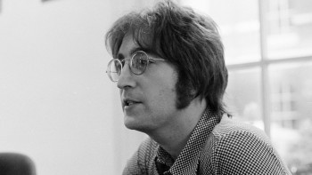 John Lennon ressuscité par l’IA : le pari audacieux de Steven Soderbergh à Cannes