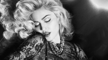 Madonna chante en italien et signe son retour musical avec 