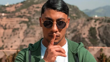 Maes : son procès en appel au Maroc débute, l’avenir du rappeur reste incertain