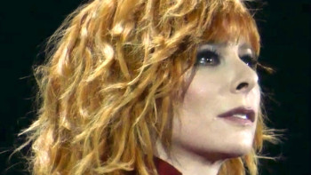 Mylène Farmer crée le mystère : un rendez-vous au cinéma en IMAX annoncé avant la sortie de son nouvel album